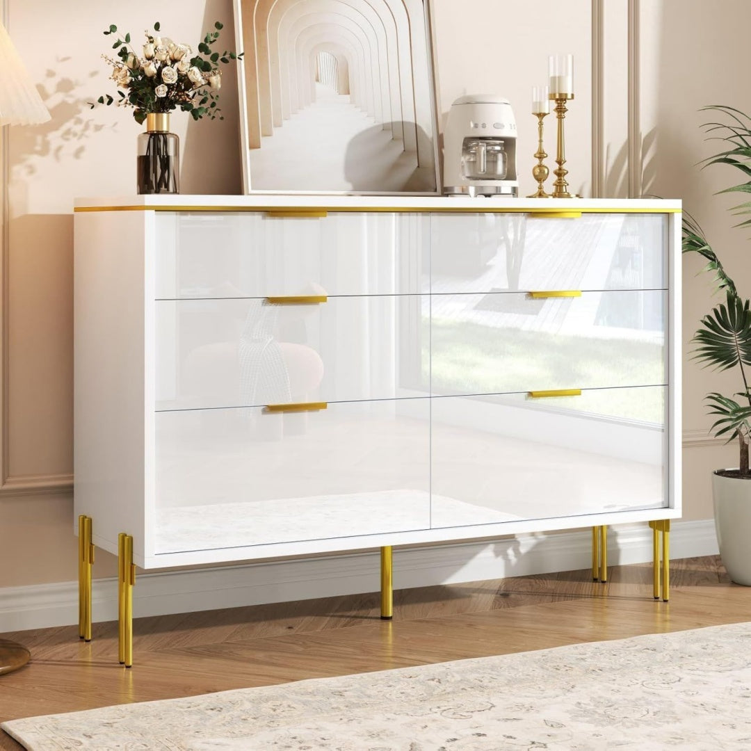 Commode aux lignes epurees gris clair